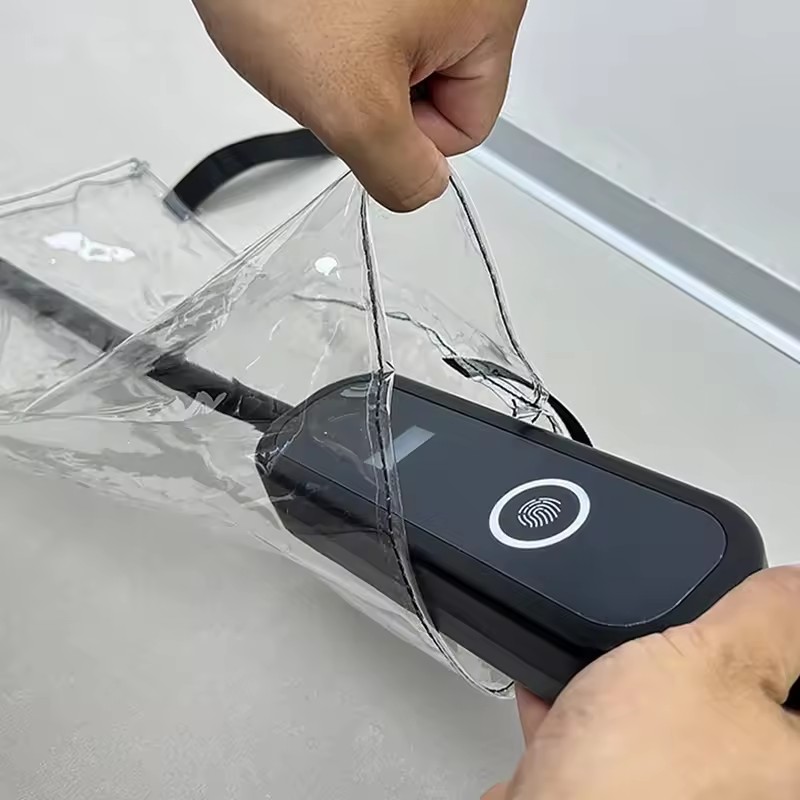 MOBIDEA 防水電気自動車充電器レインカバー防塵プロテク - Outdoor Power Box のレビューと価格