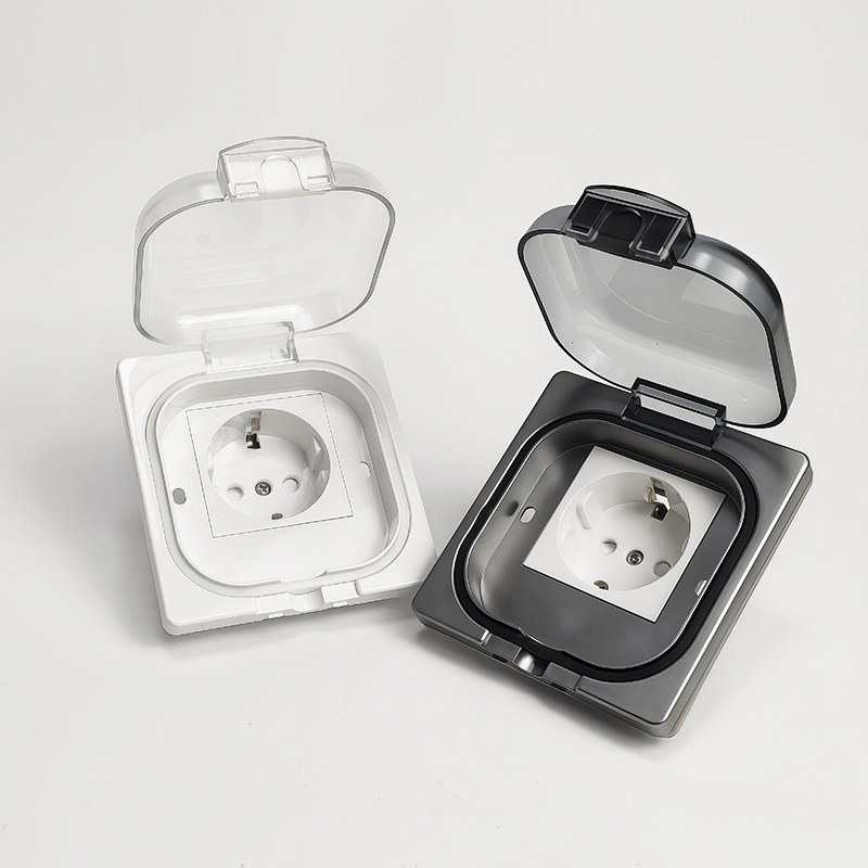 IP65防水屋外コンセント、16A高出力壁プレート、250V - Outdoor Power Adapter のレビューと価格