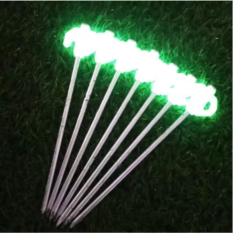 発光テントペグ暗闇で光る高耐久亜鉛メッキ鋼製ステークス防錆地 - Outdoor Power Stake のレビューと価格